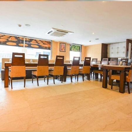 Hotel Opulence Pathānkot 외부 사진